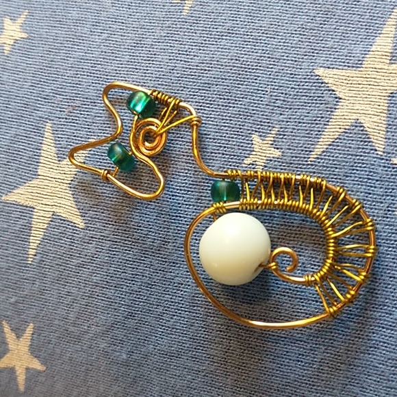 NWT Cute Brass & Glass Kitty Cat Pendant 🐱 - Picture 1 of 3